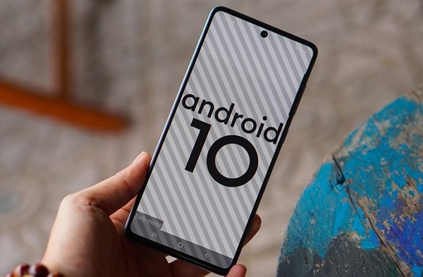 Galaxy A71 chạy trên hệ điều hành Android 10