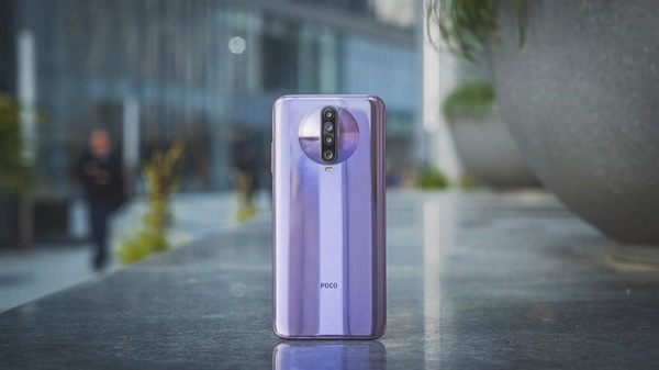 Đánh giá POCO X2 về thiết kế