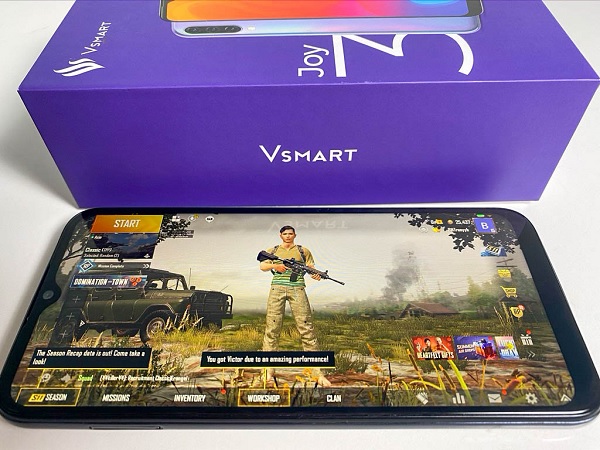 Chơi game Liên quân Mobile