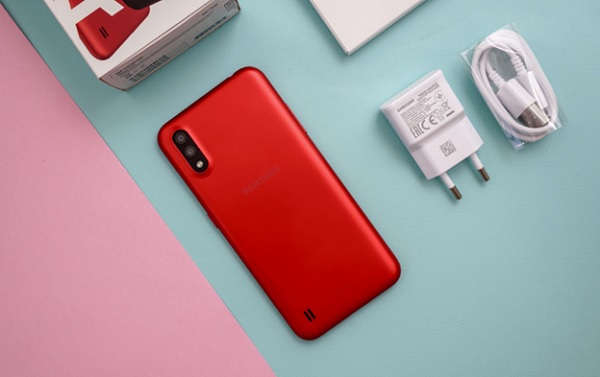 Máy hoàn thiện 100% bằng chất liệu nhựa nhưng rất cứng cáp và chắc chắn