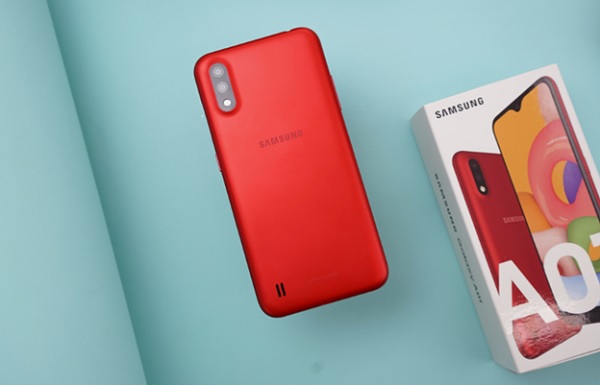 Màu sơn nhám giúp không để lại dấu vân tay, không lộ vết bẩn trong khi sử dụng