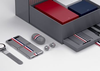 Samsung kết hợp Thom Browne ra mắt Galaxy Z Flip phiên bản giới hạn đẹp như mơ