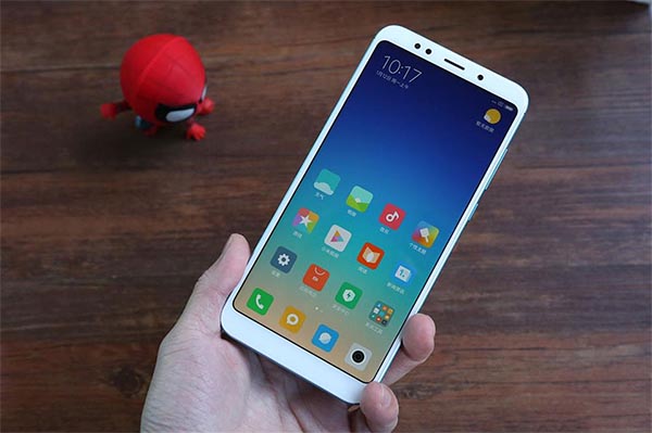 Xiaomi Redmi 5 Plus sở hữu màn hình 5.99 inch, chuẩn Full HD