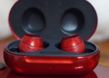 “Đứng hình” trước độ “sexy” của Galaxy Buds+ màu đỏ đậm