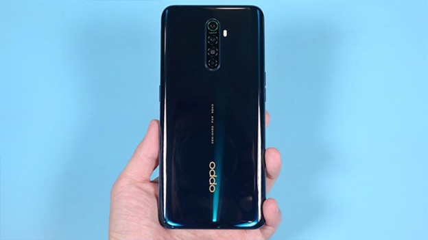 Mặt sau của OPPO Reno Ace