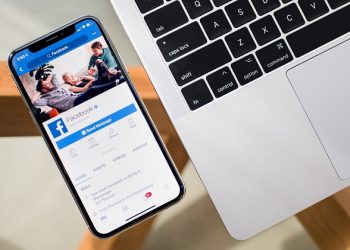 Hướng dẫn cách tải video chất lượng cao trên Facebook về điện thoại iPhone cực đơn giản
