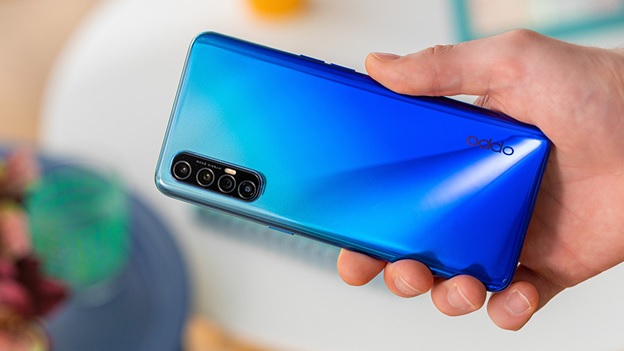 Cận cảnh OPPO Reno3 Pro không 5G mới ra mắt: camera selfie 44MP, chip Helio P95, sạc nhanh 30W