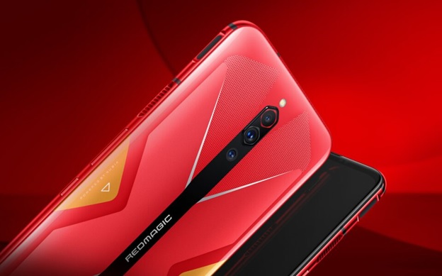 Red Magic 5G được trang bị 3 camera sau