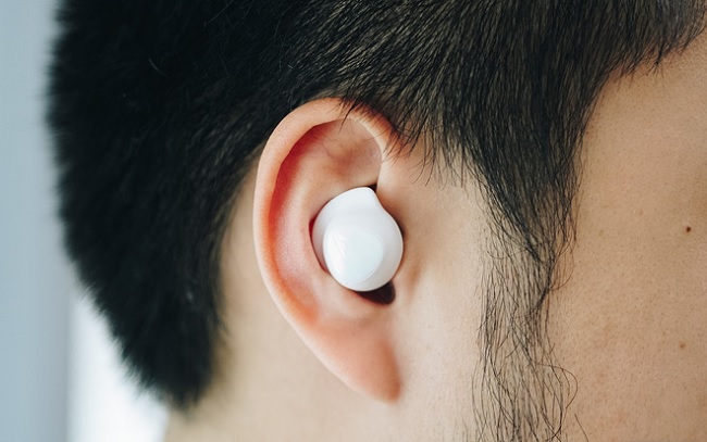 Chất lượng âm thanh khá tốt mặc dù không được hỗ trợ công nghệ chống ồn chủ động ANC