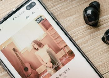 Đánh giá Galaxy Buds+: Tai nghe “đáng đồng tiền bát gạo” nhất hiện nay