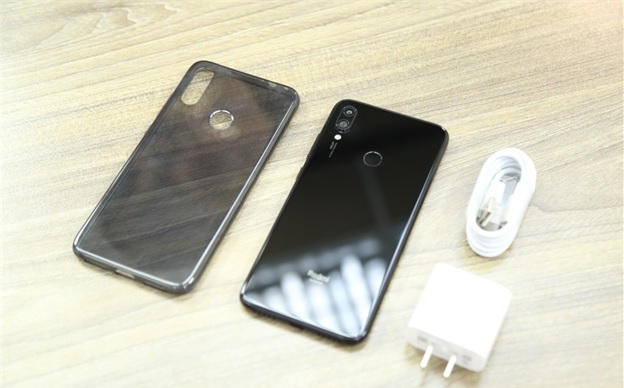 Đánh giá Redmi Note 7 về thiết kế
