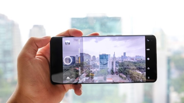 Giao diện camera Find X2: bố cục rõ ràng, thân thiện và dễ sử dụng