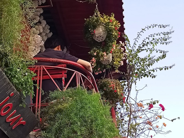 Khả năng zoom 2x tạm chấp nhận được, có thể bắt góc ở xa