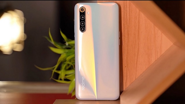 Đánh giá nhanh Realme 6: Điểm cộng rất nhiều, khuyết điểm không đáng bận tâm