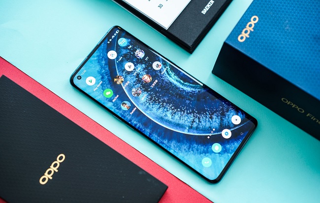 Đây là một trong những smartphone hiếm hoi sở hữu màn hình OLED với tốc độ làm tươi 120Hz cùng độ phân giải QHD+