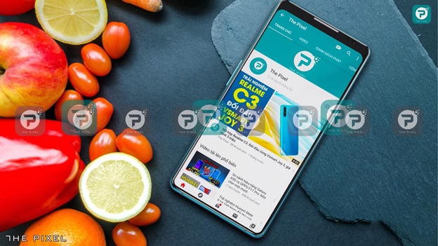Mặt trước của Bphone 4