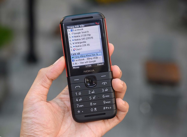 Nokia 5310 (2020) có thiết kế tương tự các dòng máy phổ thông khác