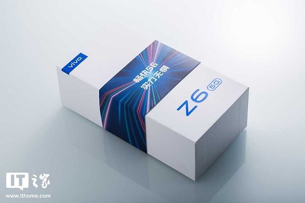 Mở hộp Vivo Z6 5G, smartphone tầm trung mới nhất của Vivo