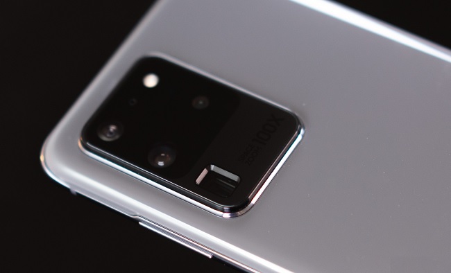 Cụm camera sau trên Galaxy S20 Ultra