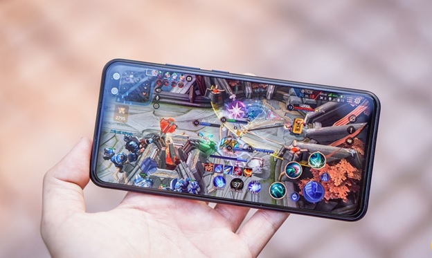 Chơi thử Liên Quân Mobile trên Vivo V19