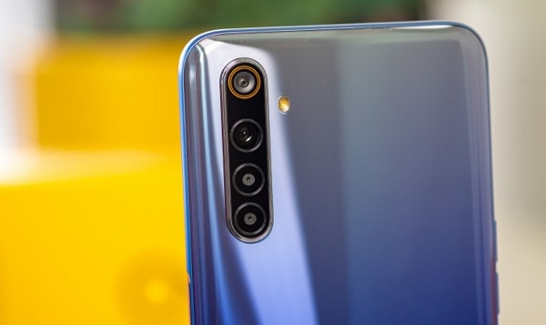 Cụm 4 camera xếp dọc