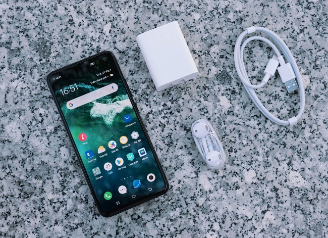 Vivo V19 có viên pin 4.500mAh cùng công nghệ sạc nhanh 33W