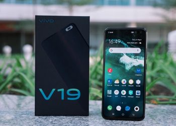 Giá bán Vivo V19 chính thức tại Viettel Store là 8.990.000 đồng, đặt trước giảm ngay 500.000 đồng