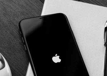 iPhone màn hình không lên nhưng vẫn gọi điện được