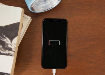 iphone sạc không lên phần trăm