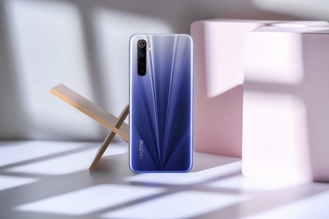 Realme 6 ấn tượng với cụm 4 camera chuyên nghiệp