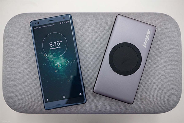 Energizer QE10000QY - sạc không dây thông minh, kết hợp pin dự phòng