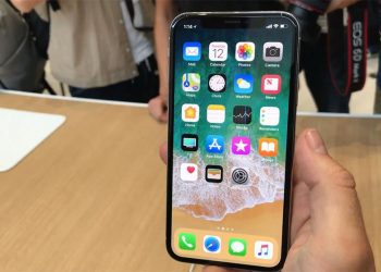 Tùy chỉnh hình nút Home ảo cho iPhone mờ đi hay trở nên trong suốt