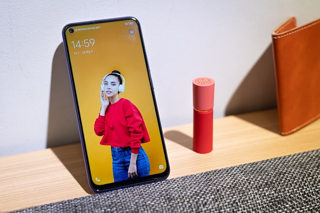 Trải nghiệm Vivo Y50 về thiết kế và màn hình