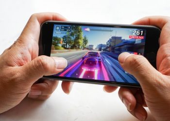 Cảm nhận đầu tiên sau khi trải nghiệm iPhone SE 2020: Hài lòng với số tiền bỏ ra!