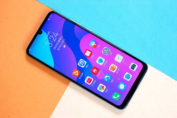 Honor 9A có màn hình IPS LCD kích thước 6.3 inch, độ phân giải HD+, tỷ lệ 20:9