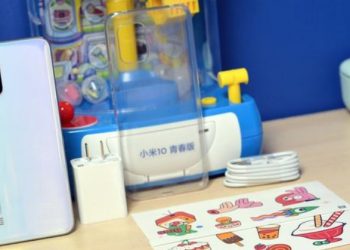 Hình ảnh cận cảnh Xiaomi Mi 10 Youth Edition: Thiết kế trẻ trung, mọi thứ đủ dùng trong phân khúc giá