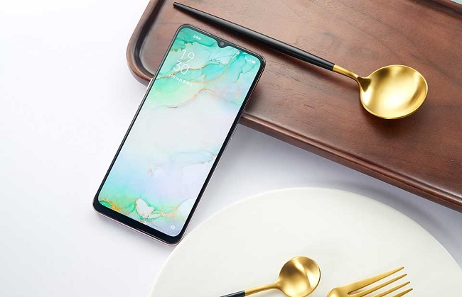 Reno3 với màn hình giọt nước