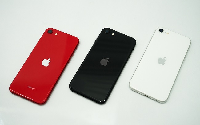 iPhone SE 2020 có 3 màu sắc cho người dùng lựa chọn