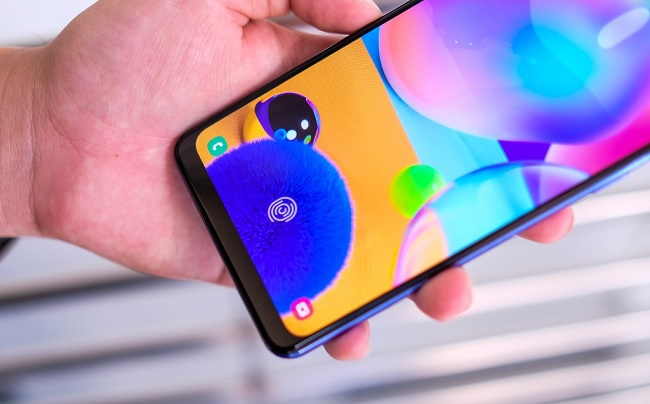Galaxy A31 được trang bị cảm biến vân tay