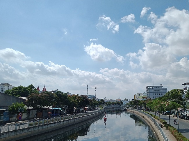 Ảnh chụp bằng chế độ tự động trong điều kiện đủ sáng