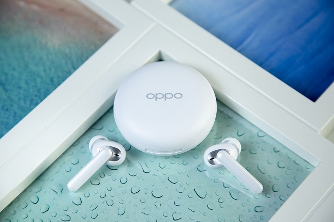 Tai nghe OPPO Enco W31 còn có khả năng chống nước IP54