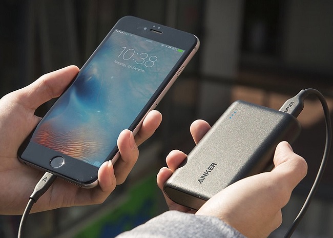Sạc dự phòng đem lại nhiều tiện lợi cho người sử dụng điện thoại