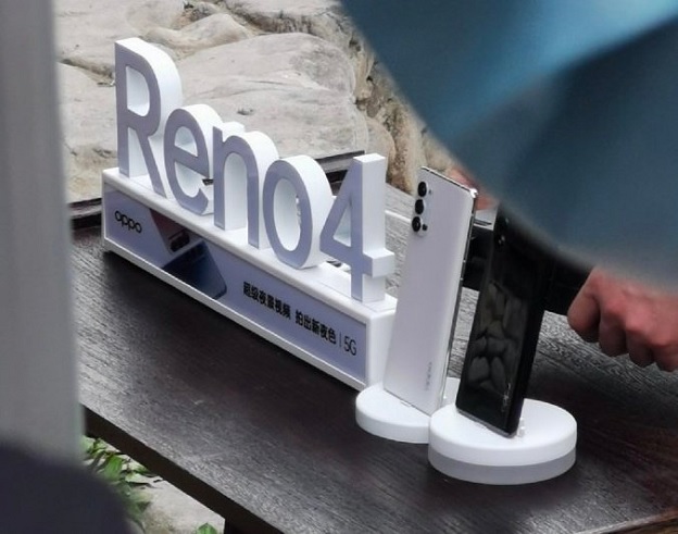 Hình ảnh thực tế OPPO Reno4 bị lộ