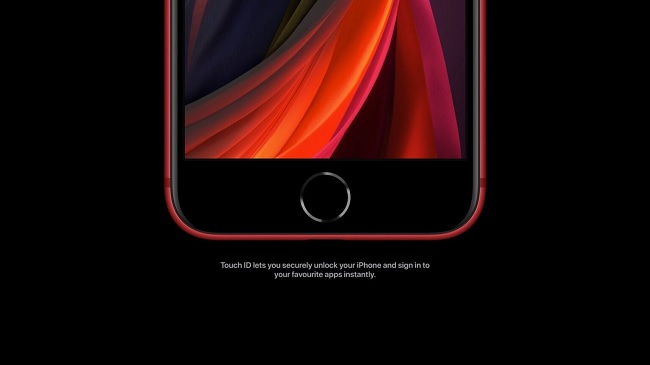 iPhone SE 2020 sử dụng tính năng Touch ID còn iPhone 11 sử dụng tính năng Face ID mới nhất