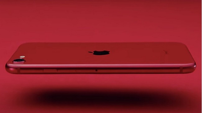 iPhone SE 2020 chắc chắn sẽ được Apple hỗ trợ cập nhật iOS lâu dài trong khi iPhone X thì không thể biết chắc chắn