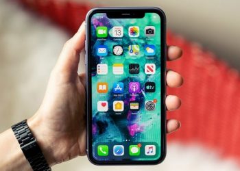 So sánh thời lượng pin iOS 13.5 với iOS 13.4: iPhone liệu có nên nâng cấp bản iOS mới?