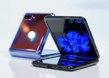 Nhìn thì đơn giản nhưng thiết kế bản lề của Galaxy Z Flip rất phức tạp