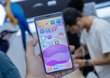 Thực tế trải nghiệm thao tác cử chỉ trên Bphone B86: “Mượt hay đơ?”