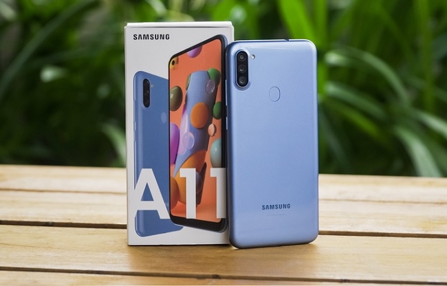 Trên tay Galaxy A11 về thiết kế và màn hình