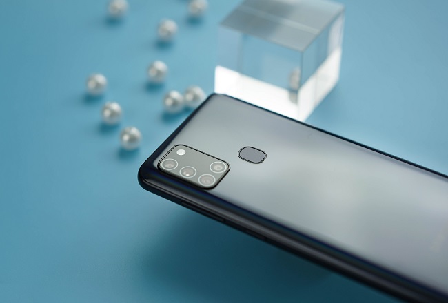 Hệ thống 4 camera sau thiết kế hình chữ L